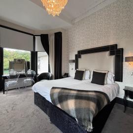 Richmond Park Hotel, khách sạn ở Boʼness