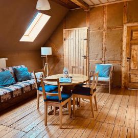 Familienferienhaus "Zur Alten Wäscherei", hotel in Schmiedefeld am Rennsteig