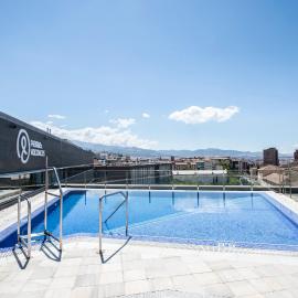 Hotel Granada by Pierre & Vacances، فندق في غرناطة