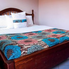 Westend Motel, hotel in Fort Portal