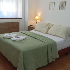 Monoambientes Peatonal - con cochera, hotel en Corrientes