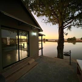 Lakeside 1, hotel in Himeville