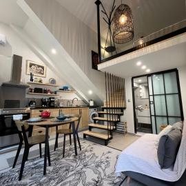 Cute Tiny Loft in Mantouki