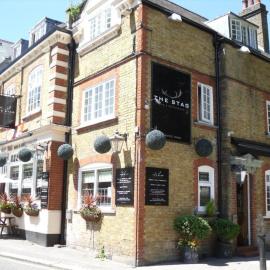 The Stag Enfield – hotel w mieście Enfield