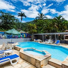 VELINN Pousada Ubatuba Tropical, hotel v mestu Ubatuba