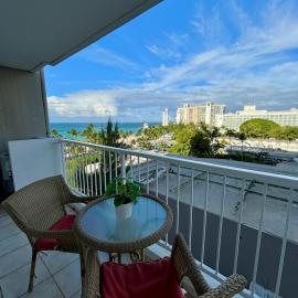 Downtown Beachfront Isla Verde Tropical Apartment