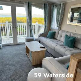 Waterside 59, Hotel in Chwilog