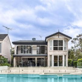 Riverfront Oasis Spacious 5BR Luxury w 10m Pool