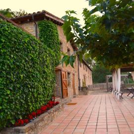 Masia d'Els Plans, hotel Vidrában