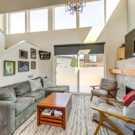 1 Mi to Lake: Upscale Condo in Whitefish Resort