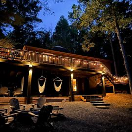 CasaSOL Trendy and Stylish Cabana at Bryce Resort، فندق في Basye