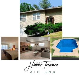 Beautiful 4-bedroom pool home with 2-story deck!, hotel em Sicklerville