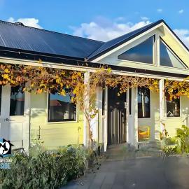 A Beautiful Property, Walking Distance to the Beach in Esperance WA!, Hotel in Esperance