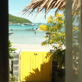 The Beach Road cabin kohlarn: Ko Larn şehrinde bir otel