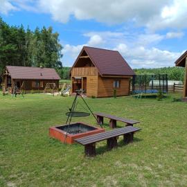 Leśne Zacisze domki letniskowe, hotel u gradu 'Lipnica'