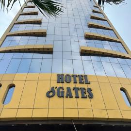 HOTEL dGATES, מלון בלאהור
