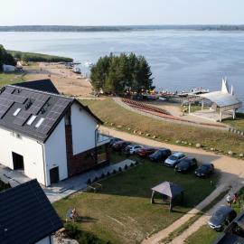 Żubr Nad Zalewem, hotel Łukában
