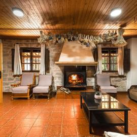 Casa Rural la Laguna, hotel in El Tobar