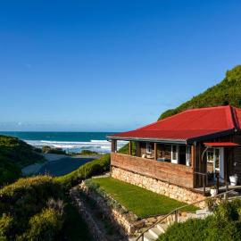 Milkwood Cottage - Seaview Serenity, Hotel in Sedgefield