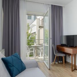 Atrium Apartment Spa & Gym 150m to the Beach Sarbinowo by Noclegi Renters