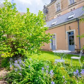 le gite de l'orangerie, hotel a Durtal