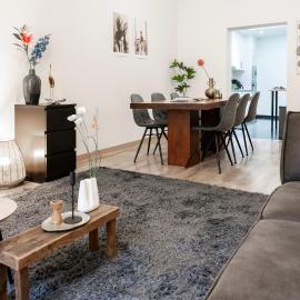 Unique Parking access, XL home w Parking option