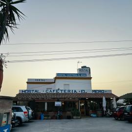 Hostal Cafeteria El Mero, Hotel in Zahora