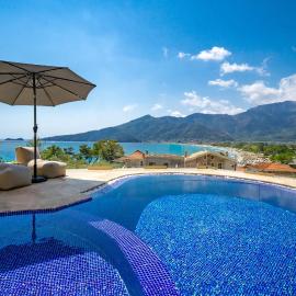 Mon Avis Suites, hotel in Chrysi Ammoudia