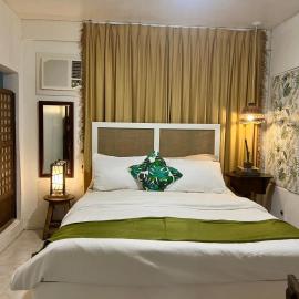 Anton & Isabel HomeStay Bangued, Hotel in Bangued