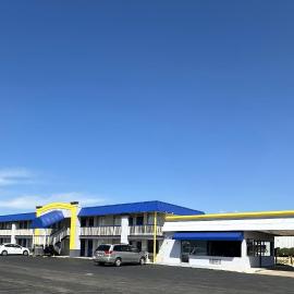 Days Inn by Wyndham Salina South