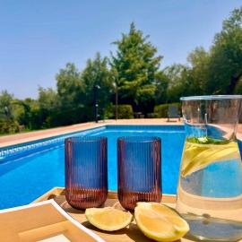 Lenta Suites, hotel in Pozo Alcón
