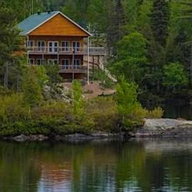 Auberge La Tanière, hotel din Tadoussac