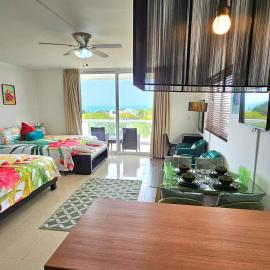 Stylish Beach Condo, hotel em Río Hato