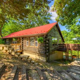 Autumn Breeze Cabin, hotel in Nashville