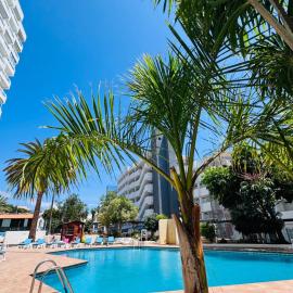 Lovely Estudio Las Americas, sea view, מלון בפלאייה פניאבה