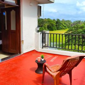 'Casa Sossegado' - 800 mts from Varca beach, hotel em Varca