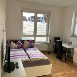 MW Apartments C1, hotel u gradu Lauchheim