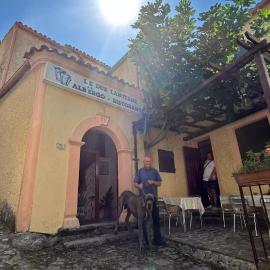 Le Due Lanterne, Hotel in Aieta