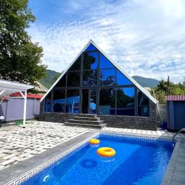 Blue Pool Paradise