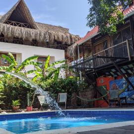 La Natura Hostel & Pool