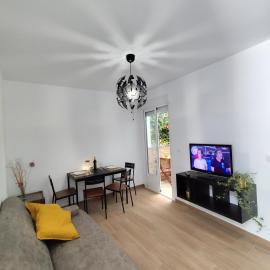 Apartamento Artesano Del Cuero SpaceWorking, hotel a Ubrique