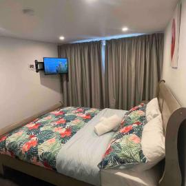 Tiny Home in Mosgiel, hotel in Mosgiel