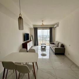 2BR Apartment - Sky House BSD Next to Aeon Mall and ICE, מלון בSamporo