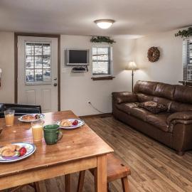 Beary Comfy Cabin