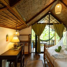 Bamboo Bay Eco Resort, hotel u gradu 'Srithanu'