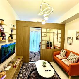 High Rise Condo with Balcony, Pool, Grand Lobby, and Sky Garden 22F