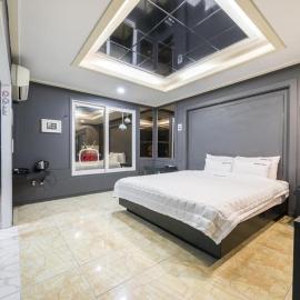 Songjeong Coco Hotel, hotel di Busan