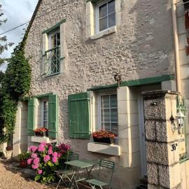 Le Logis Ronsard - Gîte de charme en Touraine, hotel en Bléré