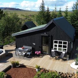 Cosy and modern Chalet in Grímsnes, south of Iceland - Birta Rentals – hotel w mieście Kerhraun