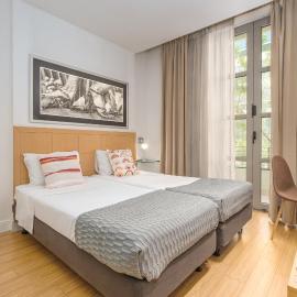 Chic Hotel